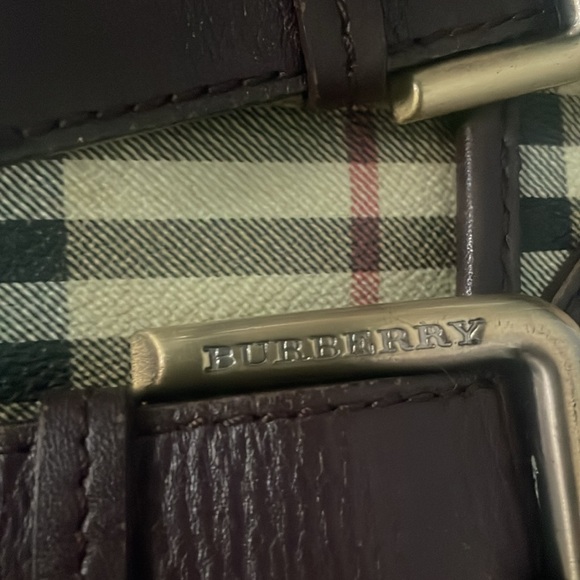 BURBERRY purse - Picture 2 of 5
